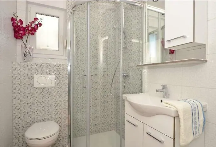 Apartament A2 - Tg *